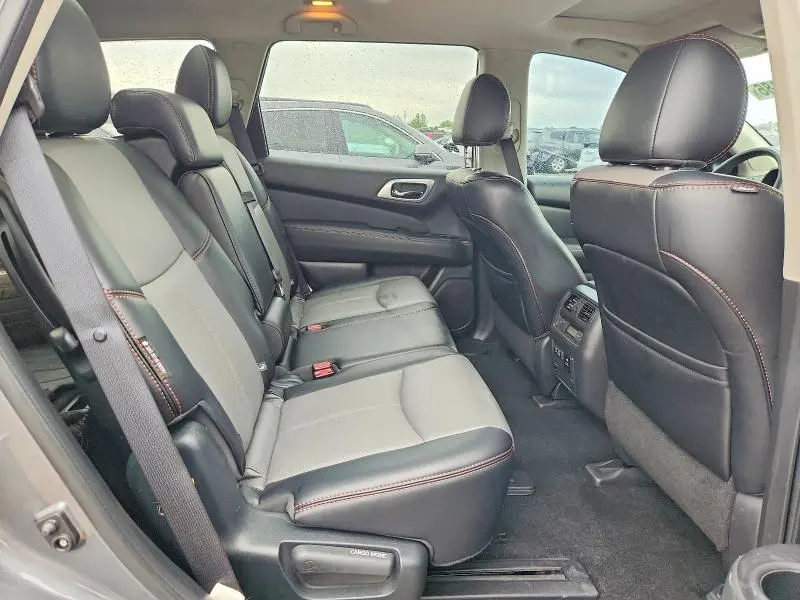 2020 NISSAN PATHFINDER SL  