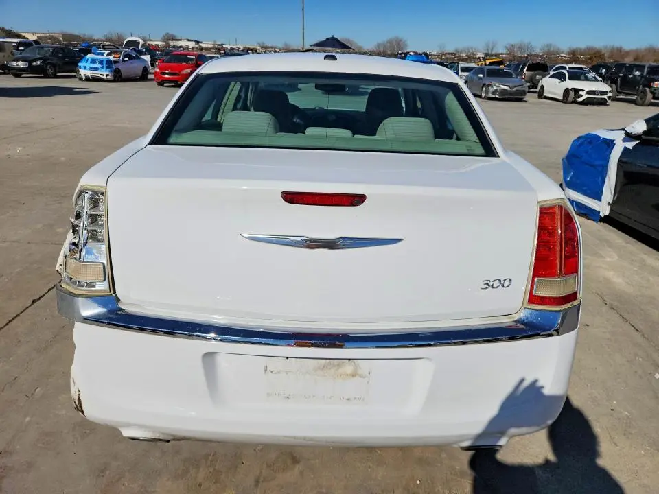 2012 CHRYSLER 300   