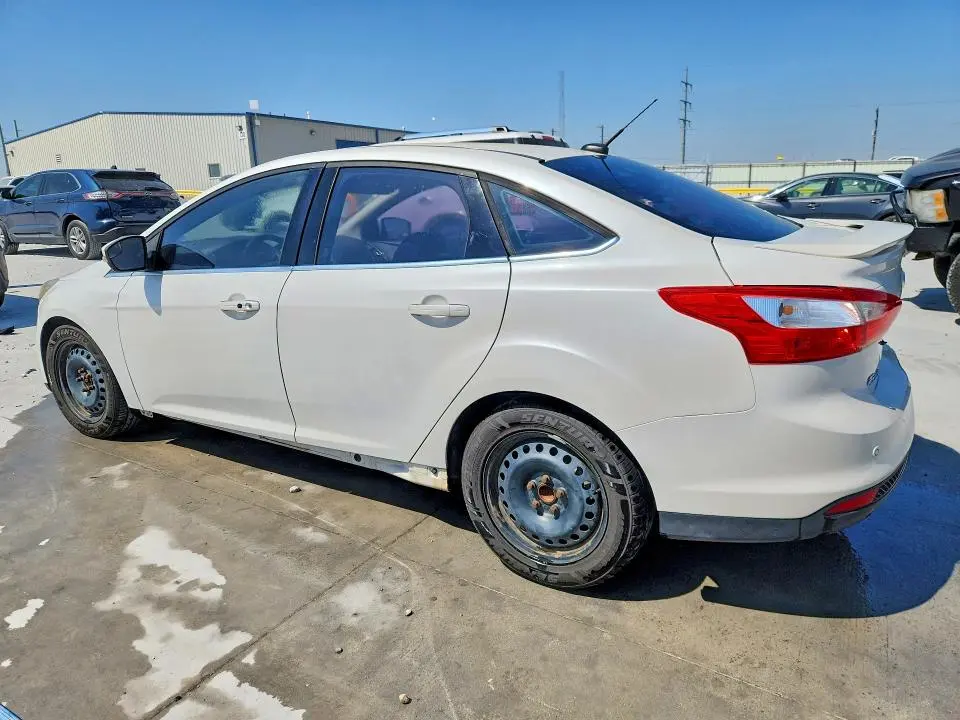 2012 FORD FOCUS TITANIUM  