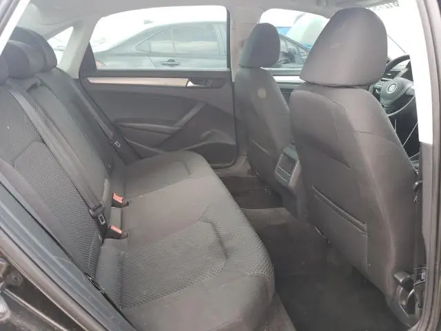 2012 VOLKSWAGEN PASSAT S  