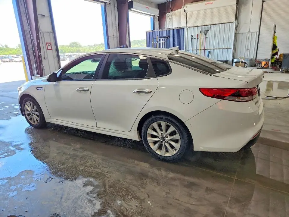 2017 KIA OPTIMA LX  