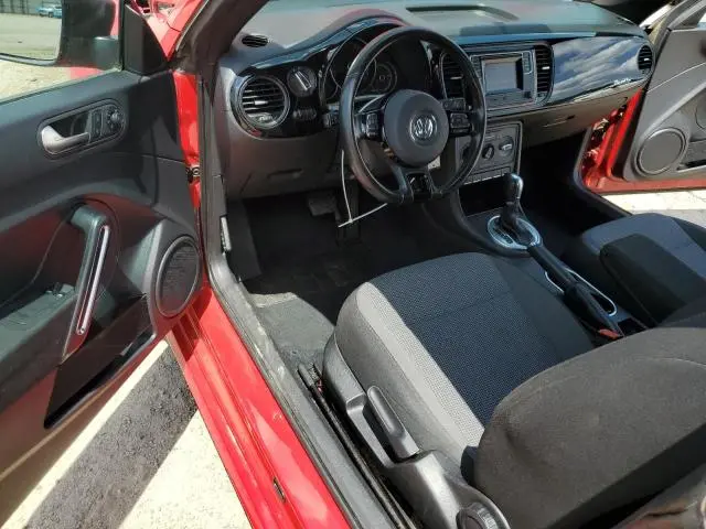 2018 VOLKSWAGEN BEETLE S  