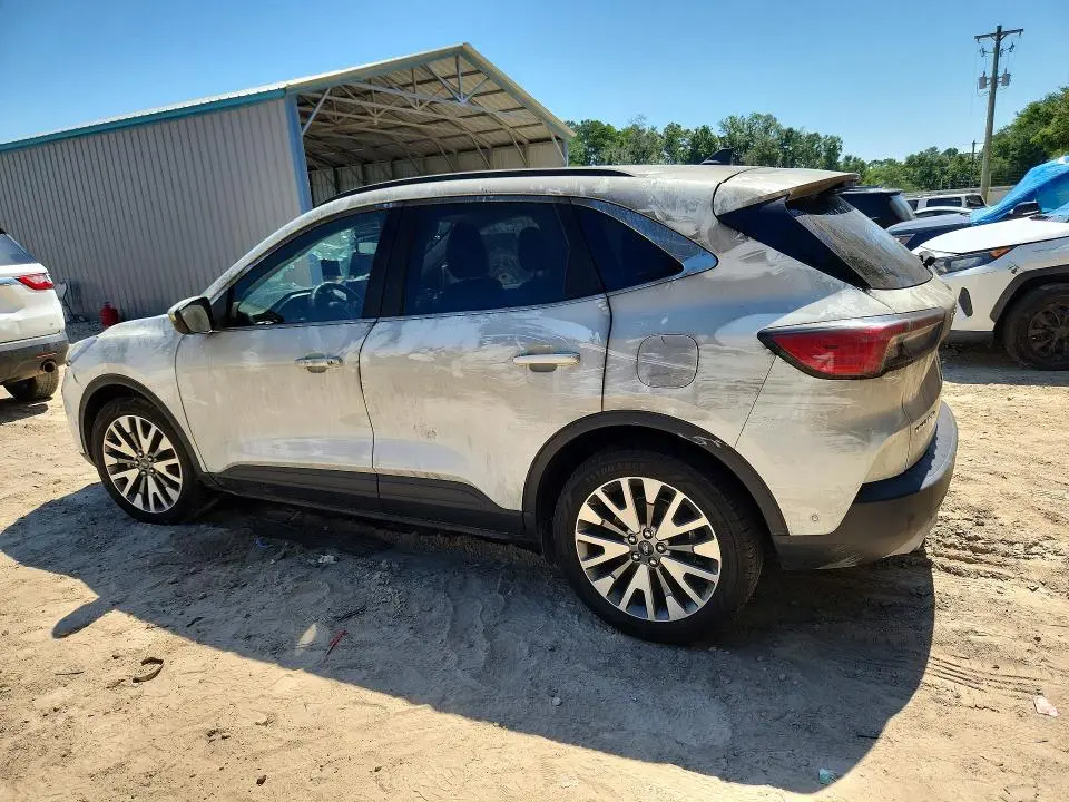 2020 FORD ESCAPE TITANIUM  