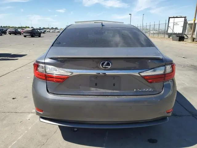 2016 LEXUS ES 300H  