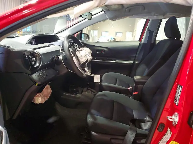 2015 TOYOTA PRIUS C TWO  