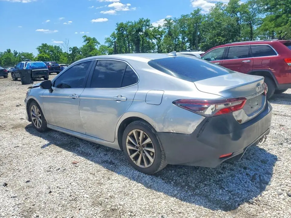 2022 TOYOTA CAMRY LE  