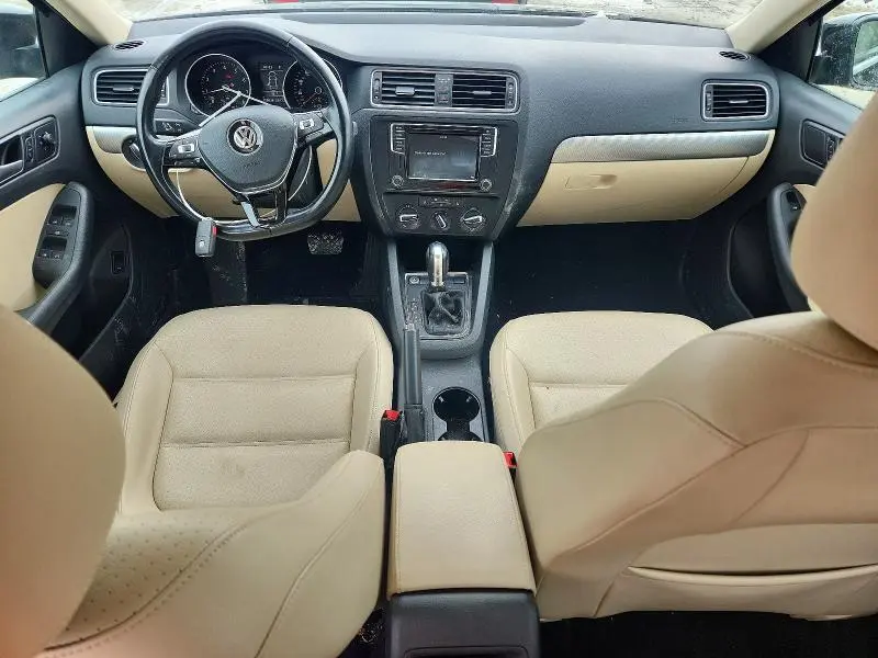 2017 VOLKSWAGEN JETTA SE  