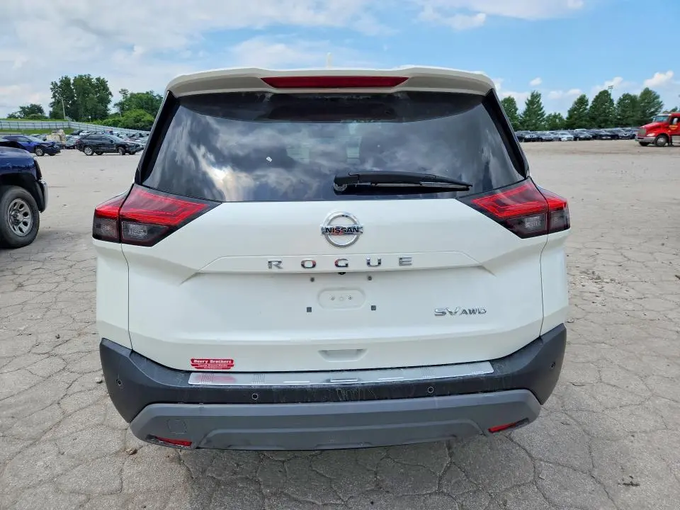 2021 NISSAN ROGUE SV  