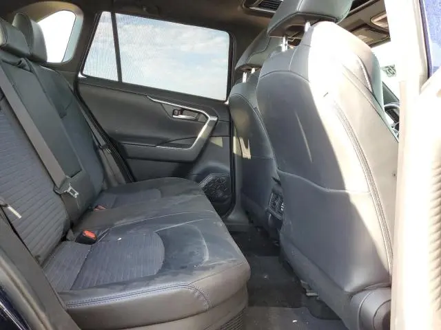 2019 TOYOTA RAV4 XSE  