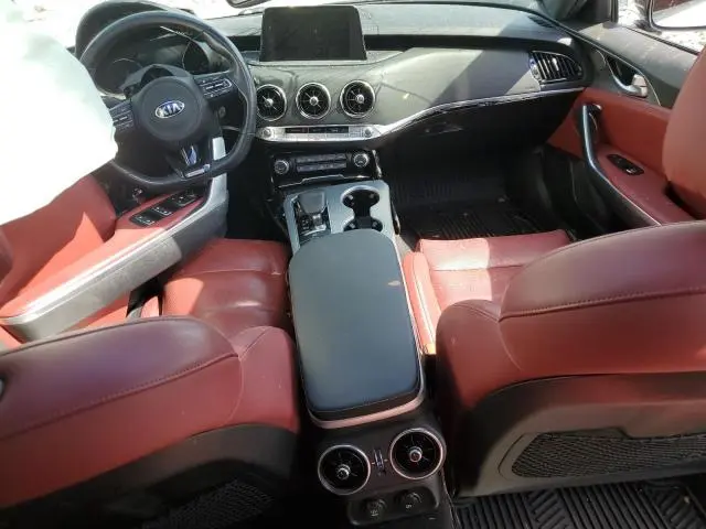 2021 KIA STINGER GT2  