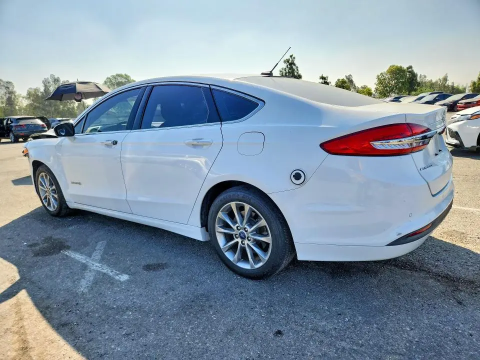 2017 FORD FUSION SE HYBRID  