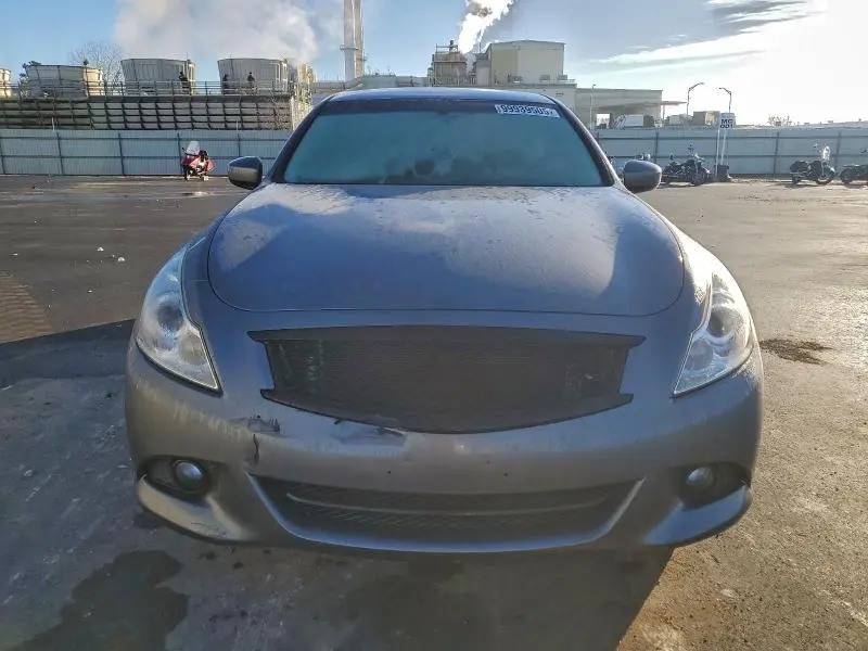 2012 INFINITI G37   
