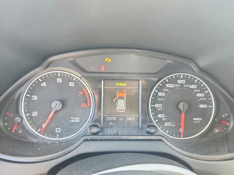 2012 AUDI Q5 PREMIUM PLUS  