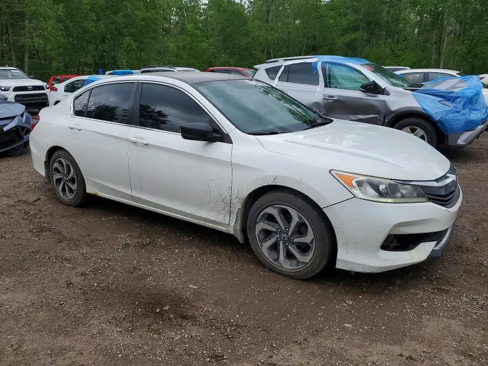 2017 HONDA ACCORD LX  