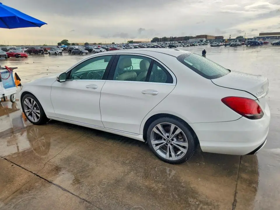 2019 MERCEDES-BENZ C 300  