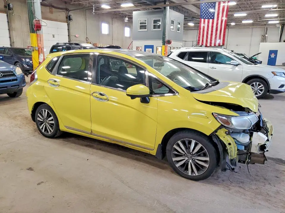 2016 HONDA FIT EX  