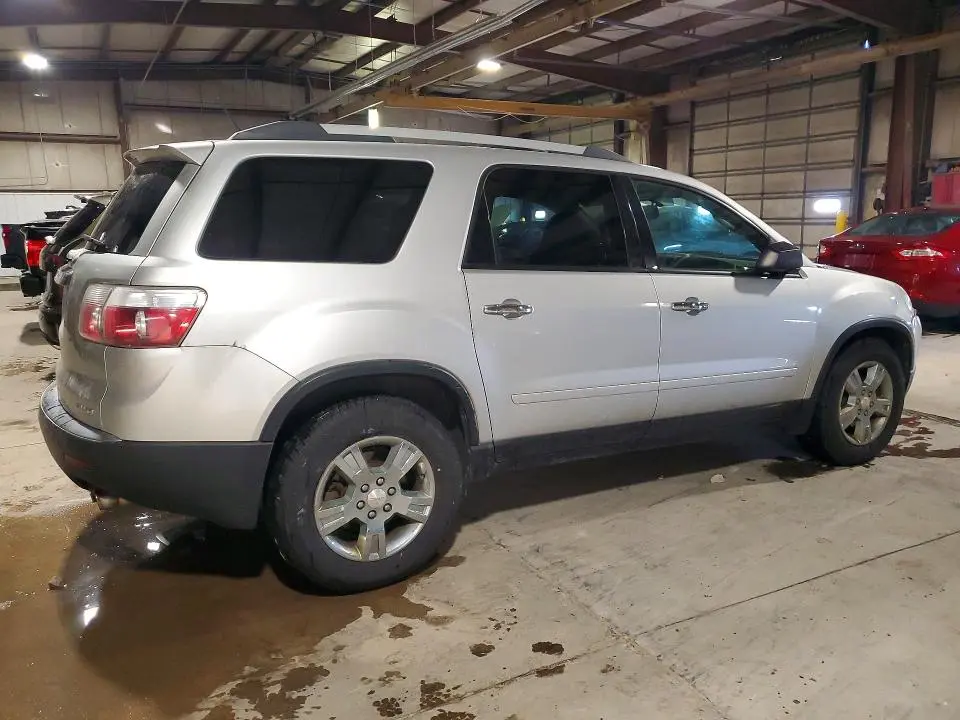 2012 GMC ACADIA SLE  