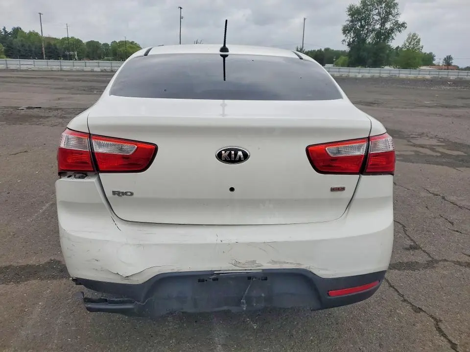 2013 KIA RIO LX  