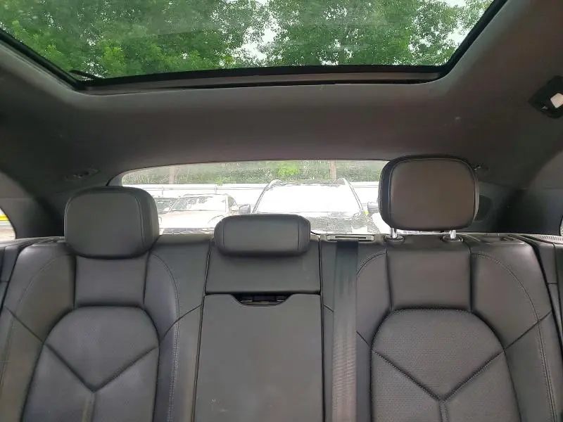2016 PORSCHE MACAN S  