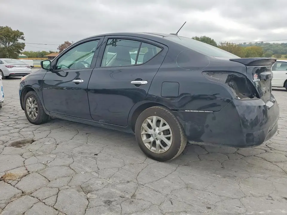2019 NISSAN VERSA SV  
