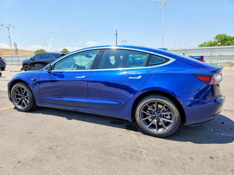 2019 TESLA MODEL 3   