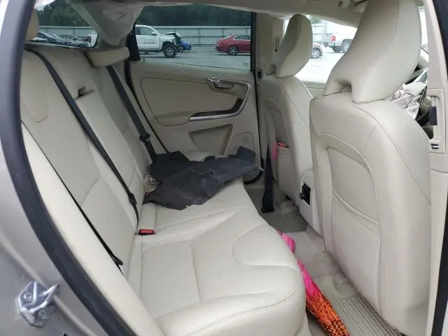 2016 VOLVO XC60 T5 PLATINUM  