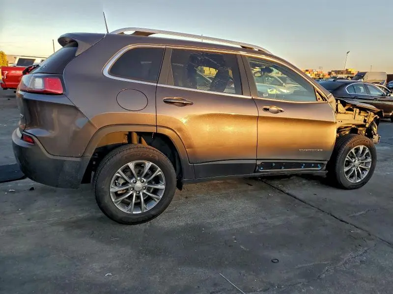 2021 JEEP CHEROKEE LATITUDE PLUS  