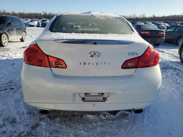 2013 INFINITI G37   