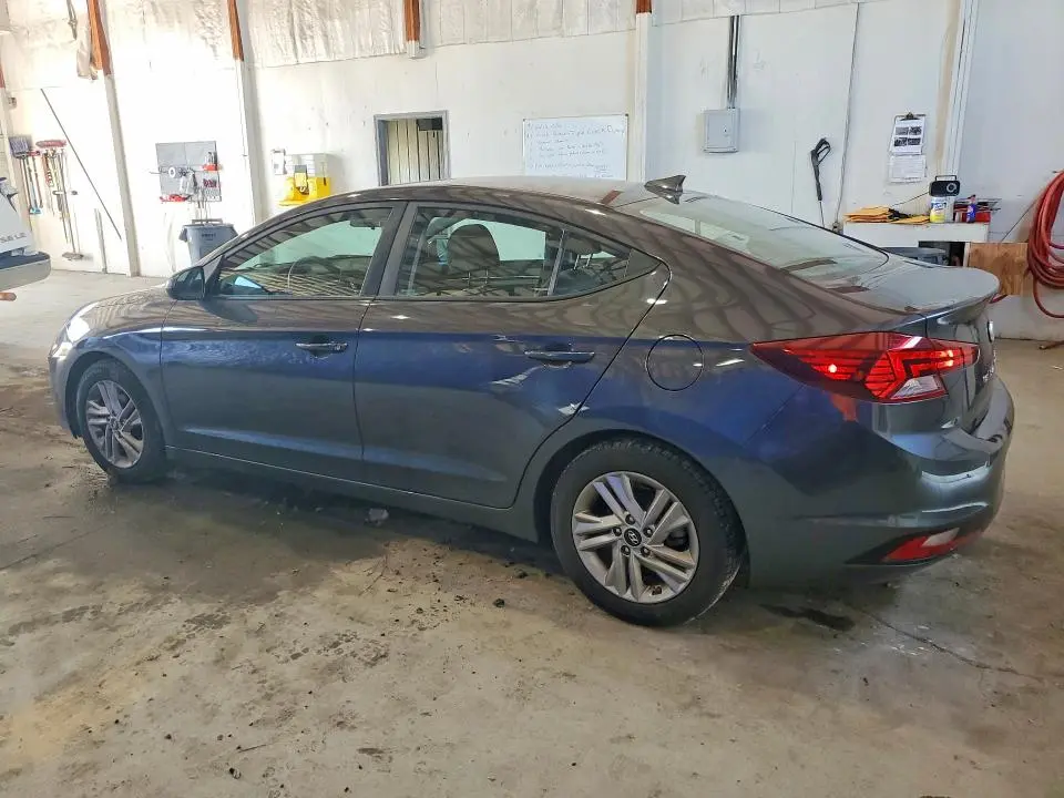 2020 HYUNDAI ELANTRA SEL  