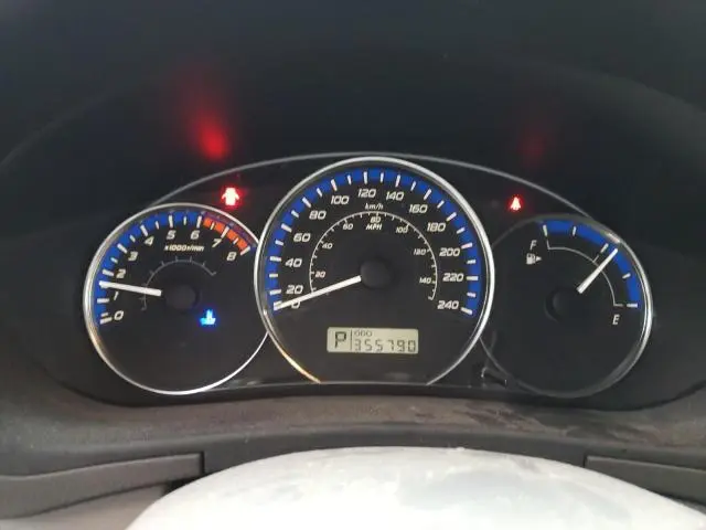 2010 SUBARU FORESTER XS  