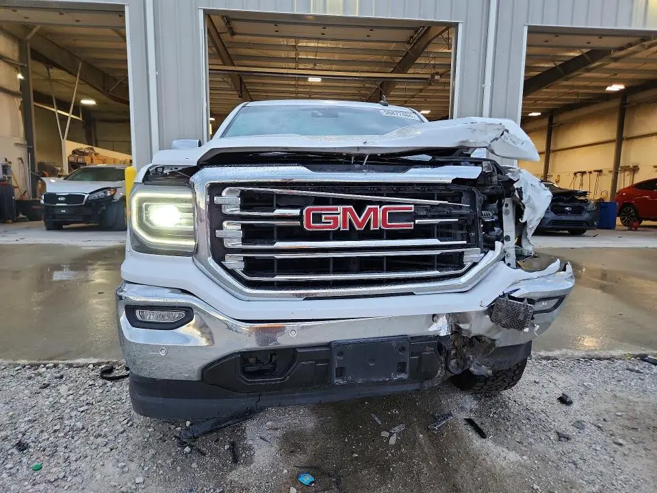 2018 GMC SIERRA K1500 SLT  
