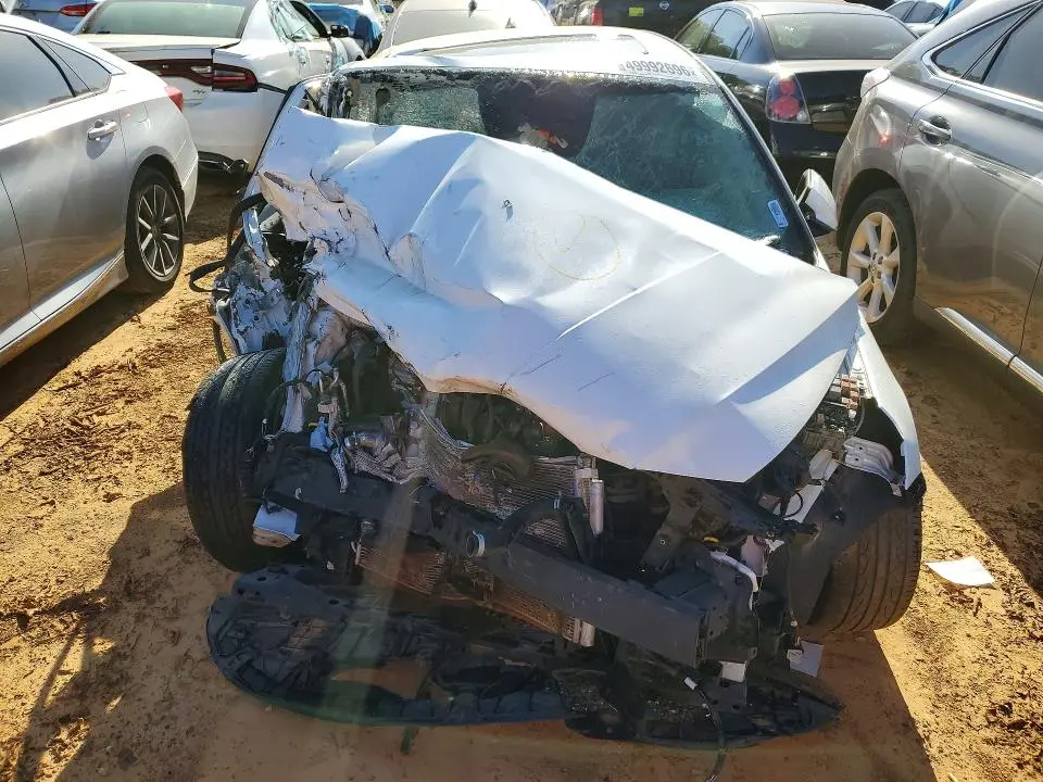 2022 HYUNDAI ELANTRA LIMITED  