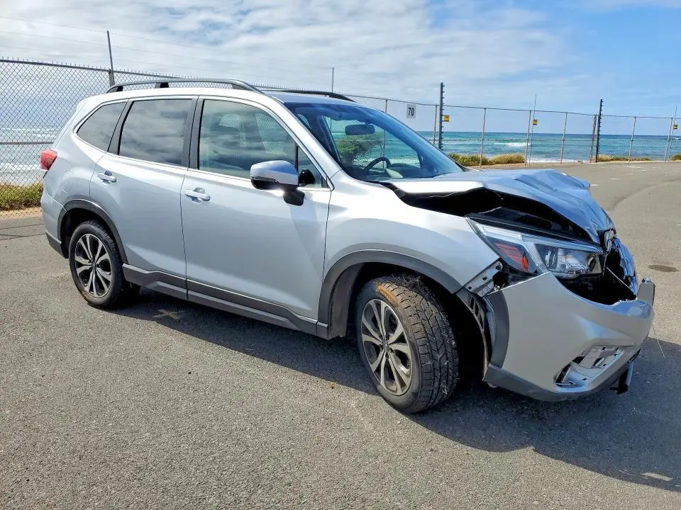 2020 SUBARU FORESTER LIMITED  