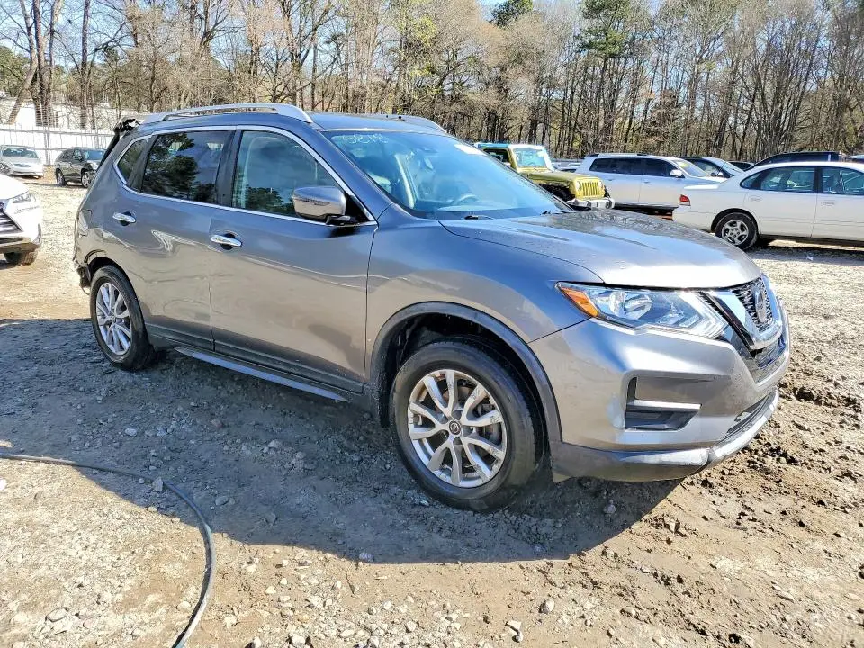 2020 NISSAN ROGUE SV  