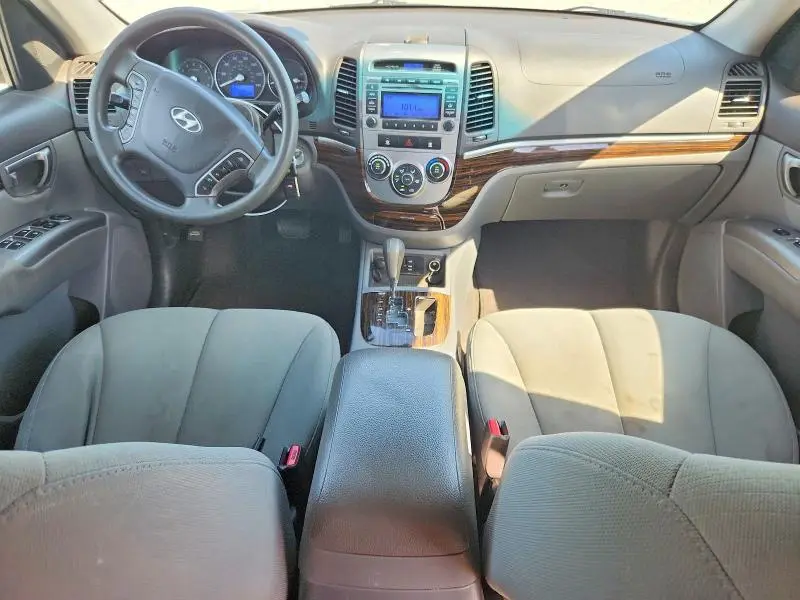 2012 HYUNDAI SANTA FE GLS  