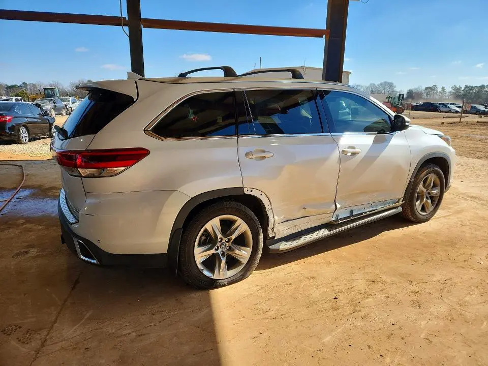 2019 TOYOTA HIGHLANDER LIMITED  