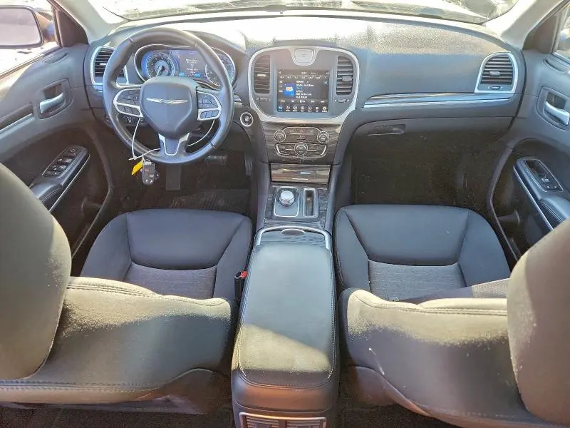 2018 CHRYSLER 300 TOURING  