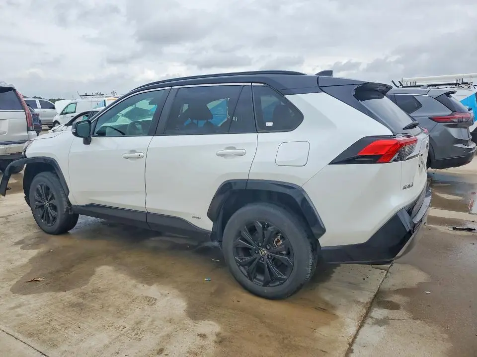 2024 TOYOTA RAV4 XSE  
