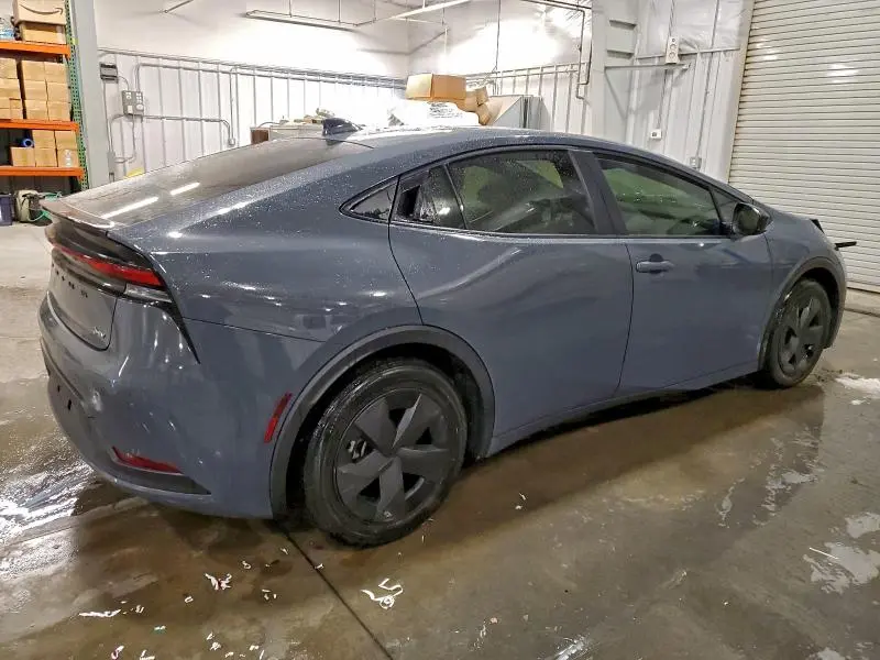 2023 TOYOTA PRIUS LE  