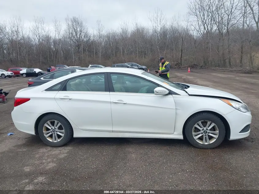 2014 HYUNDAI SONATA GLS
