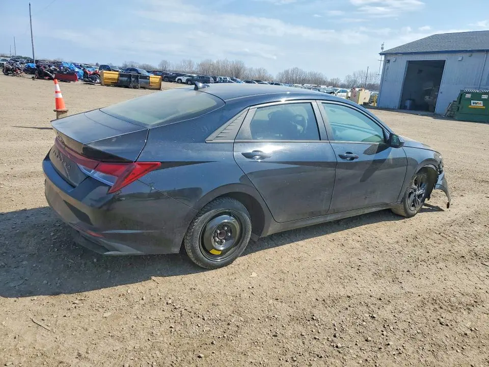 2022 HYUNDAI ELANTRA SEL  