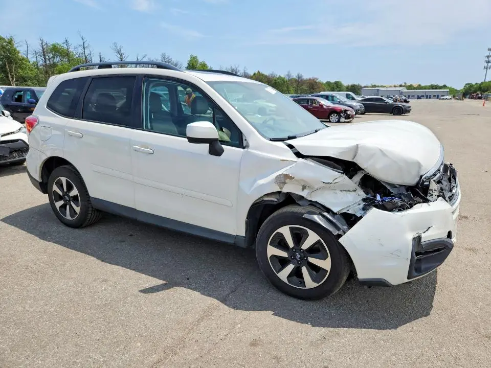 2017 SUBARU FORESTER 2.5I PREMIUM  