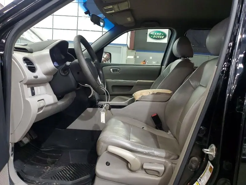 2011 HONDA PILOT LX  