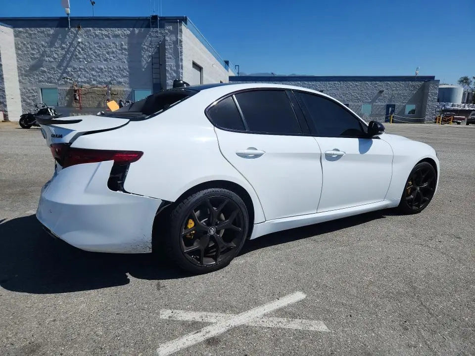 2021 ALFA ROMEO GIULIA TI  