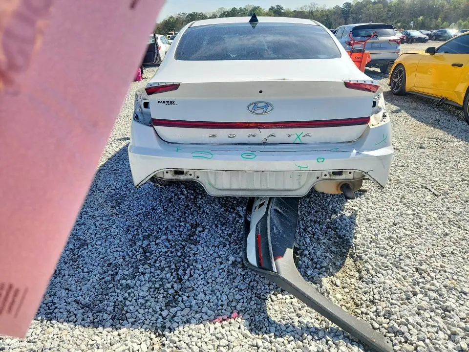2020 HYUNDAI SONATA SE  