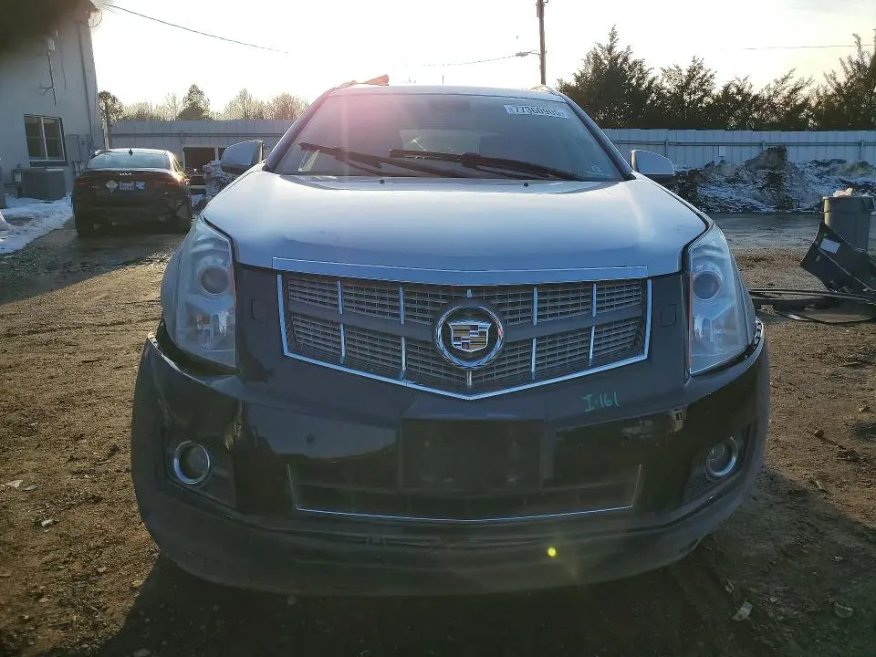 2011 CADILLAC SRX LUXURY COLLECTION  