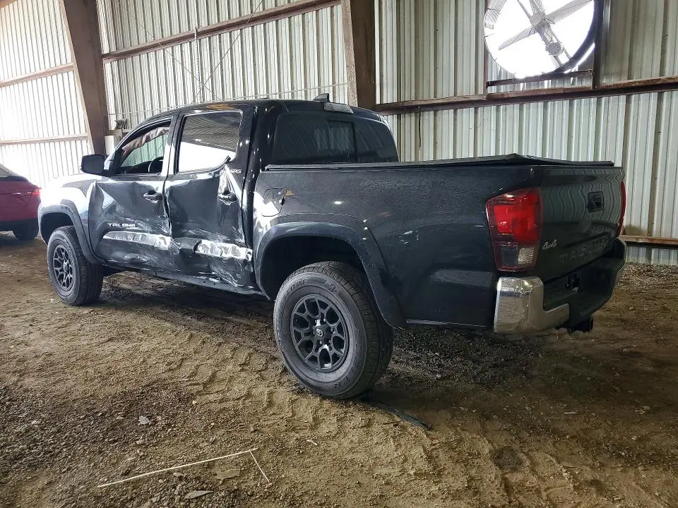 2020 TOYOTA TACOMA SR5 V6  
