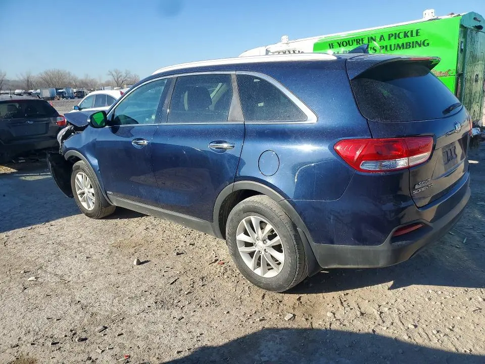 2017 KIA SORENTO LX  