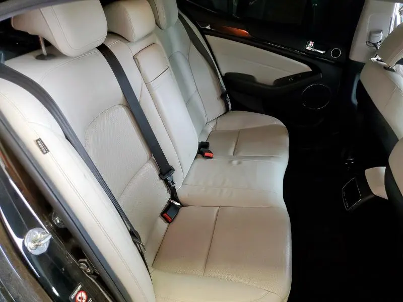 2014 KIA CADENZA PREMIUM  