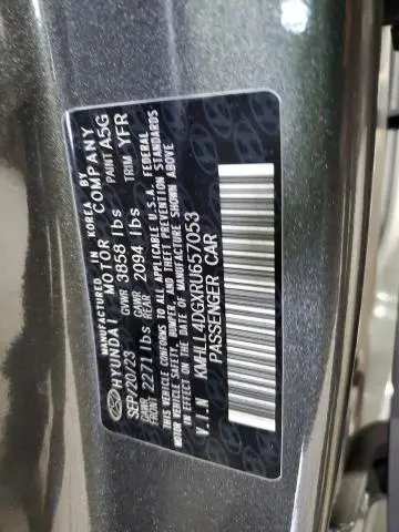 2024 HYUNDAI ELANTRA SE  